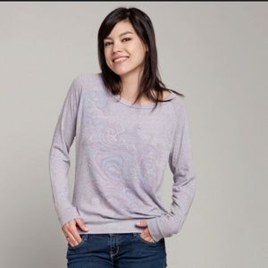 Threadless Light Weight Pullover
